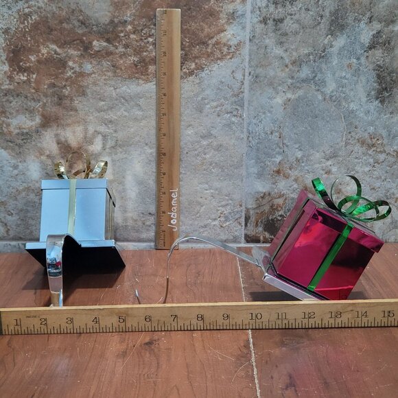 Metal Ribbon Gift Box Stocking Hanging Holder Set of 3 - Picture 11 of 12